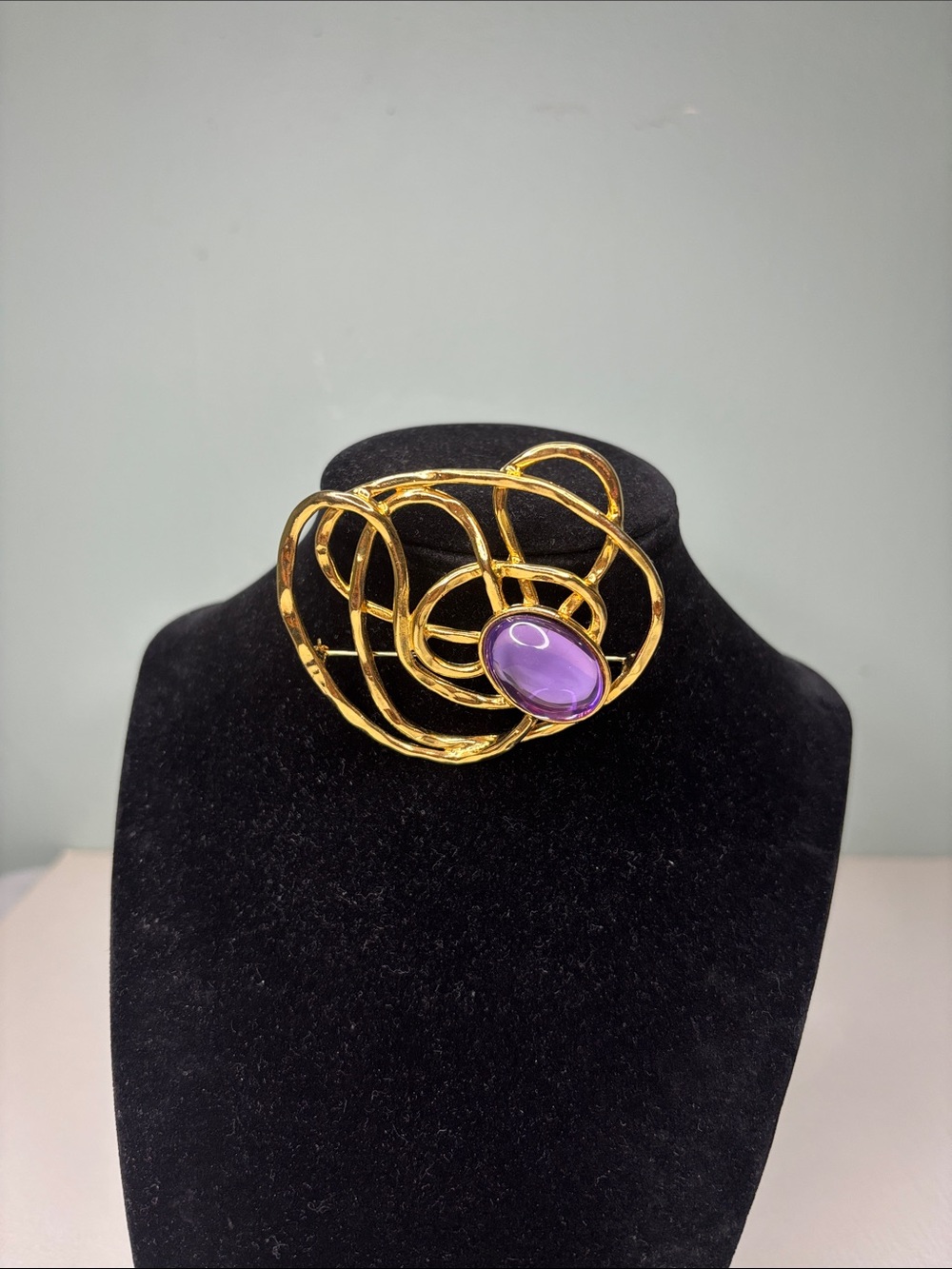 Vintage Avon Gold-Tone “Golden Web” Brooch